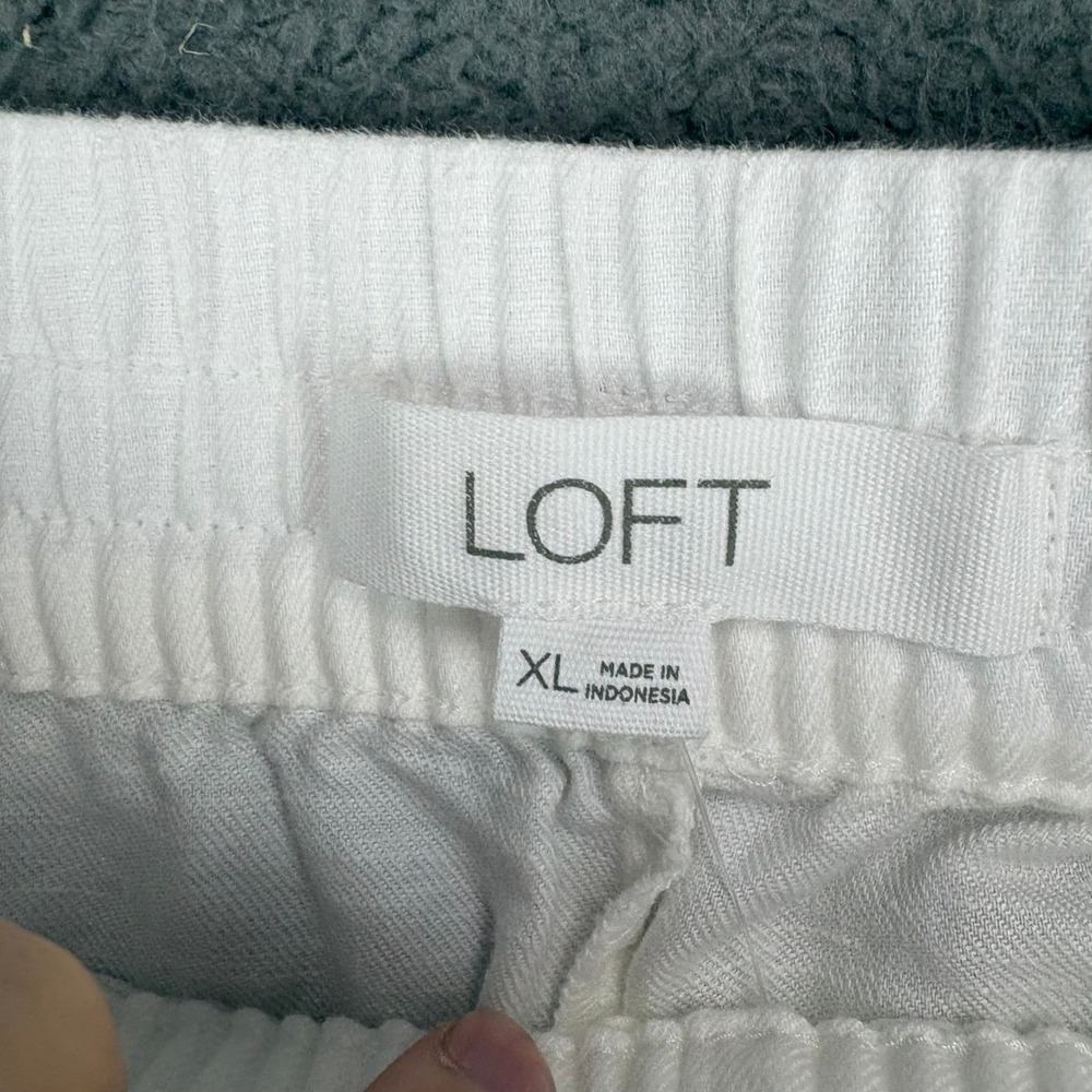 LOFT Womens White Linen Blend Elastic Waist Pull On Shorts XL - Picture 2 of 8